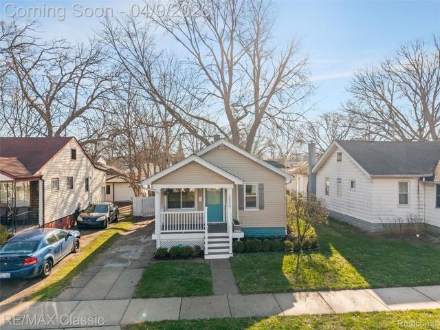 2040 Symes Street, Ferndale, MI 48220