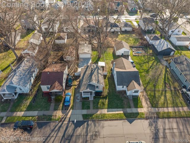 2040 Symes Street, Ferndale, MI 48220