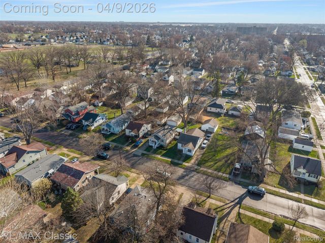2040 Symes Street, Ferndale, MI 48220