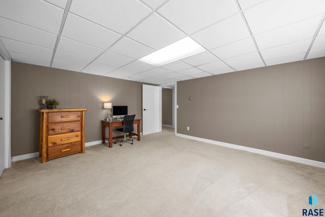 48156 268th St Street, Brandon, SD 57005