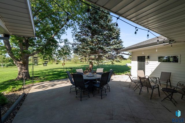 48156 268th St Street, Brandon, SD 57005