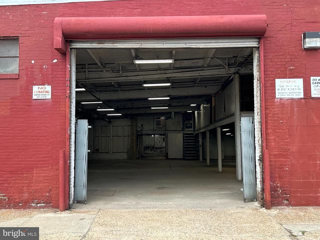 3521 F ST, Philadelphia, PA 19134