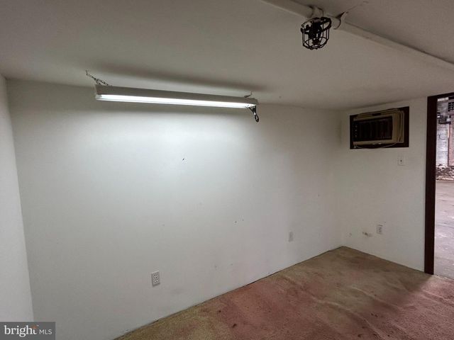 3521 F ST, Philadelphia, PA 19134