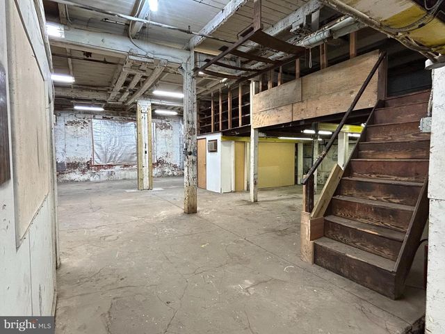 3521 F ST, Philadelphia, PA 19134