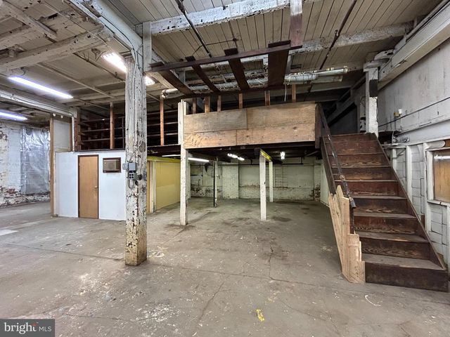 3521 F ST, Philadelphia, PA 19134