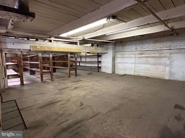 3521 F ST, Philadelphia, PA 19134