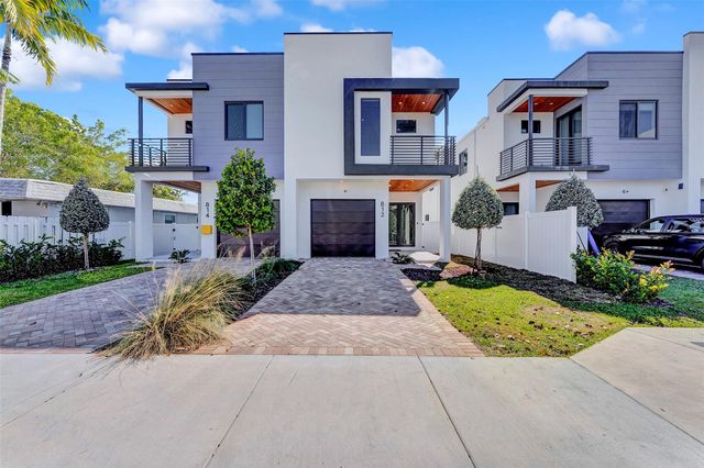 812 SE 12th Street 812, Fort Lauderdale, FL 33316