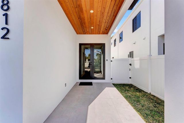 812 SE 12th Street 812, Fort Lauderdale, FL 33316