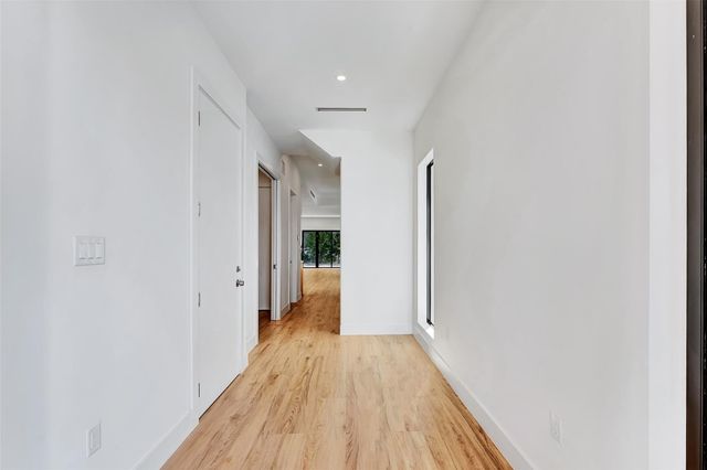 812 SE 12th Street 812, Fort Lauderdale, FL 33316