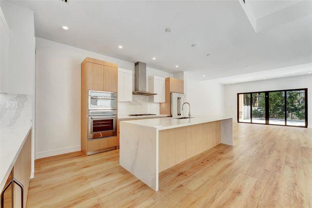 812 SE 12th Street 812, Fort Lauderdale, FL 33316