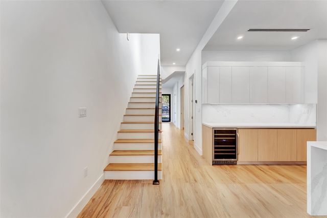 812 SE 12th Street 812, Fort Lauderdale, FL 33316