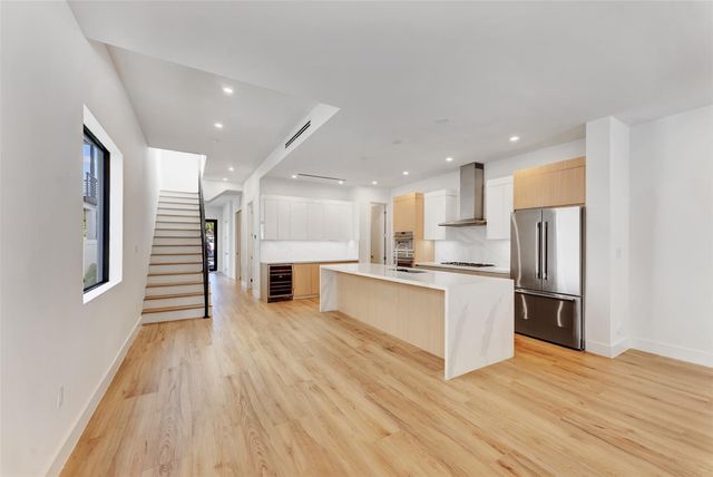 812 SE 12th Street 812, Fort Lauderdale, FL 33316