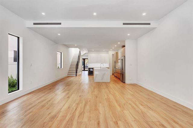 812 SE 12th Street 812, Fort Lauderdale, FL 33316