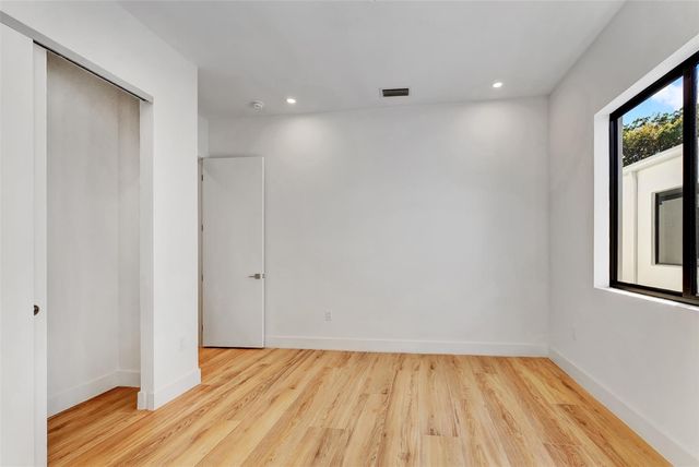 812 SE 12th Street 812, Fort Lauderdale, FL 33316