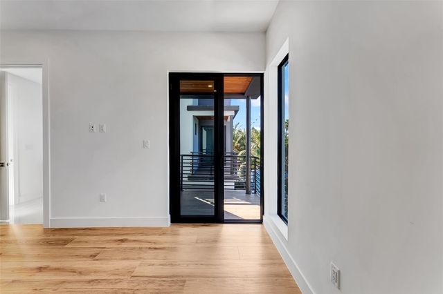 812 SE 12th Street 812, Fort Lauderdale, FL 33316