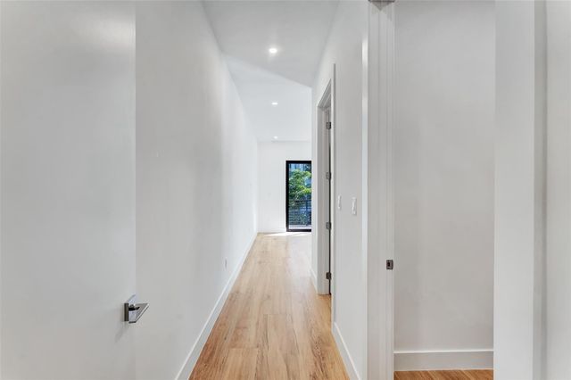 812 SE 12th Street 812, Fort Lauderdale, FL 33316