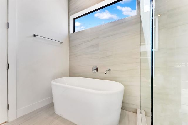 812 SE 12th Street 812, Fort Lauderdale, FL 33316