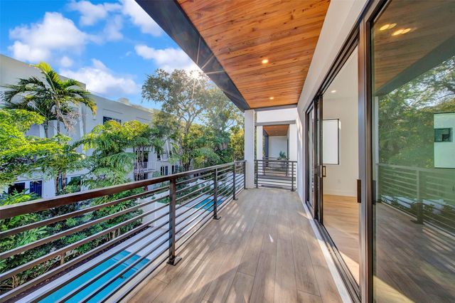 812 SE 12th Street 812, Fort Lauderdale, FL 33316