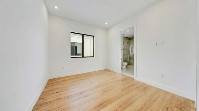 812 SE 12th Street 812, Fort Lauderdale, FL 33316