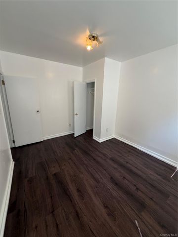 513 Chestnut Street, Brooklyn, NY 11208