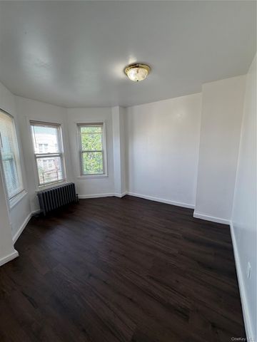 513 Chestnut Street, Brooklyn, NY 11208