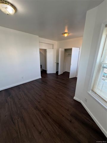 513 Chestnut Street, Brooklyn, NY 11208