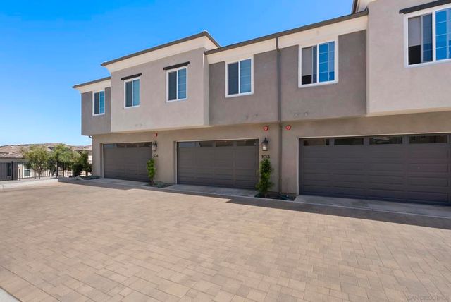 1216 Sunrise Vw 103, San Marcos, CA 92078