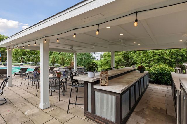 21670 Monterey Avenue, Lakeville, MN 55044