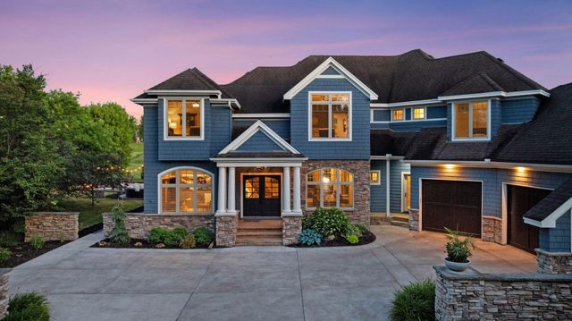 21670 Monterey Avenue, Lakeville, MN 55044