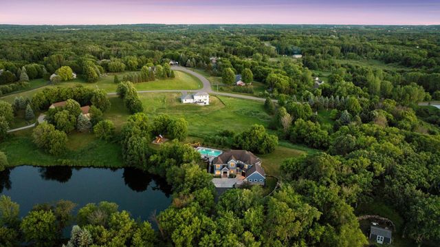 21670 Monterey Avenue, Lakeville, MN 55044