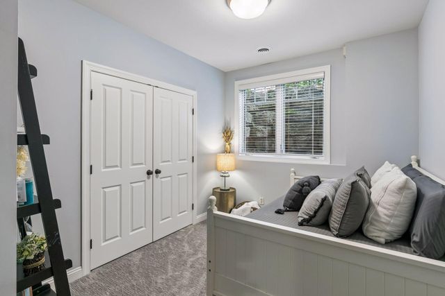 21670 Monterey Avenue, Lakeville, MN 55044