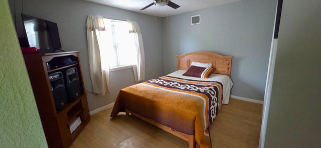 134 Deep Woods DR, Cedar Creek, TX 78612