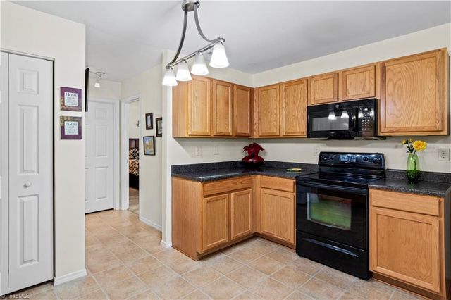 4533 Vernon Farms Boulevard, Kernersville, NC 27284
