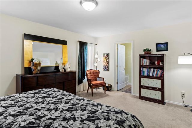 4533 Vernon Farms Boulevard, Kernersville, NC 27284