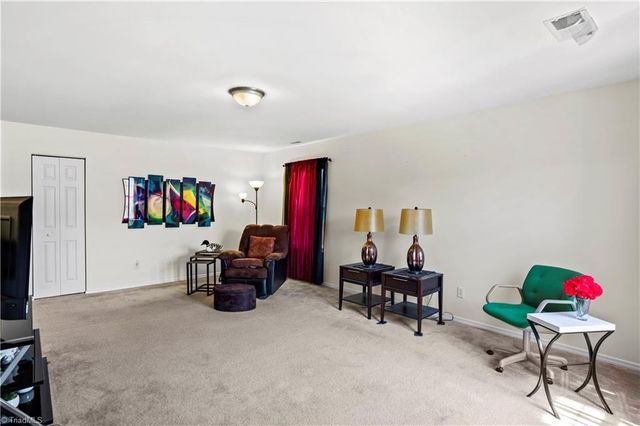 4533 Vernon Farms Boulevard, Kernersville, NC 27284