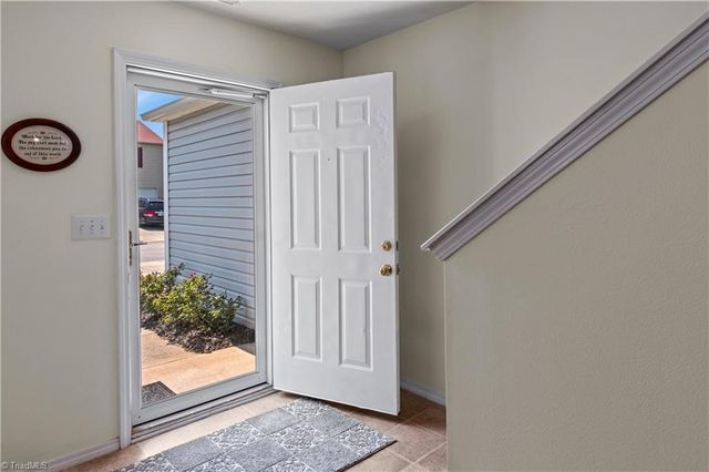4533 Vernon Farms Boulevard, Kernersville, NC 27284