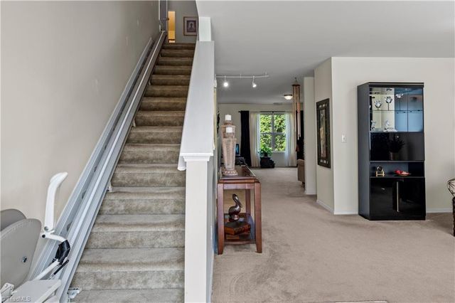 4533 Vernon Farms Boulevard, Kernersville, NC 27284