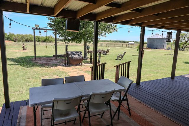 952 Jones Road, Newcastle, TX 76372
