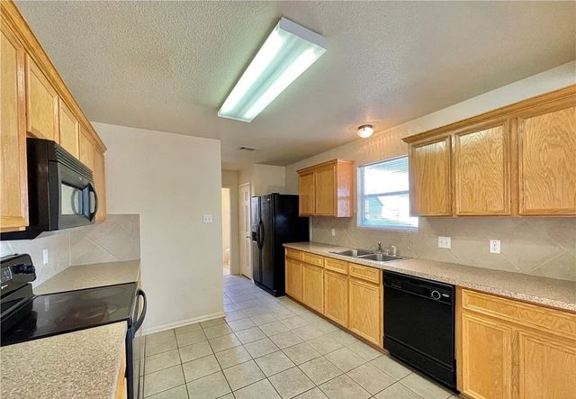 5610 BERTHA Drive, Killeen, TX 76542