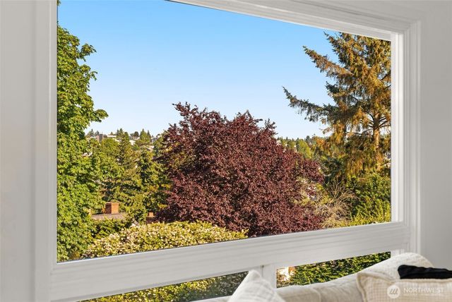4411 50th Avenue SW, Seattle, WA 98116