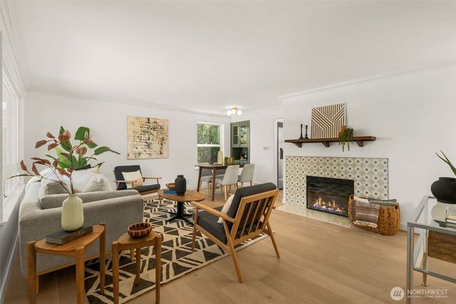 4411 50th Avenue SW, Seattle, WA 98116