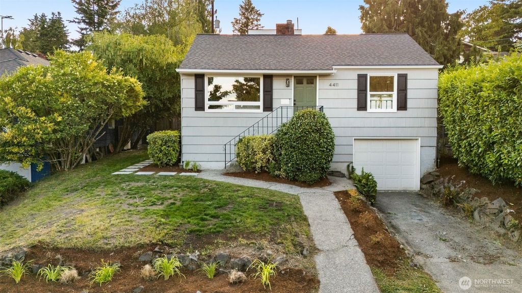 4411 50th Avenue SW, Seattle, WA 98116