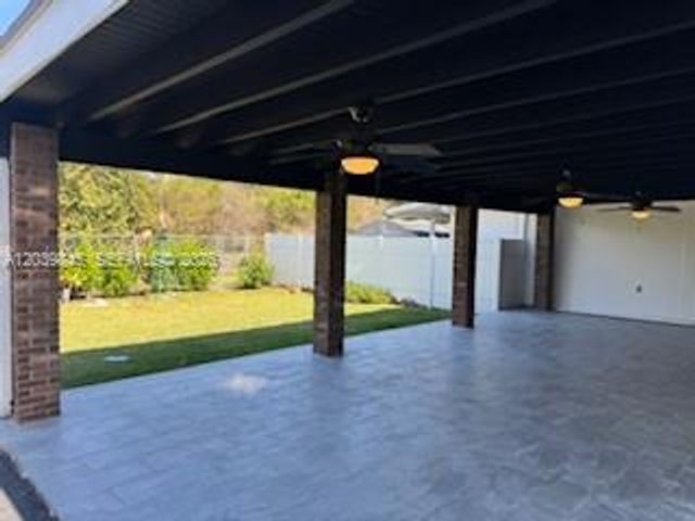 7495 S Waterway Dr 1, Miami, FL 33155