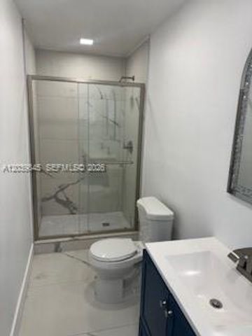 7495 S Waterway Dr 1, Miami, FL 33155