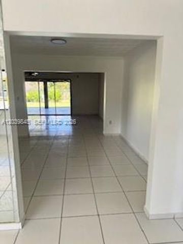 7495 S Waterway Dr 1, Miami, FL 33155