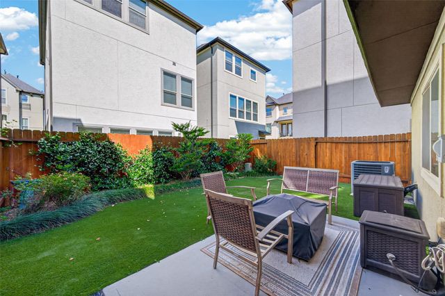 2715 Shadybrook Meadow Drive, Houston, TX 77080