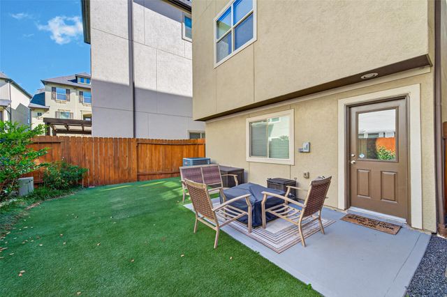 2715 Shadybrook Meadow Drive, Houston, TX 77080