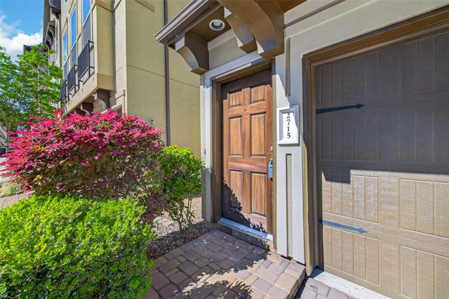 2715 Shadybrook Meadow Drive, Houston, TX 77080