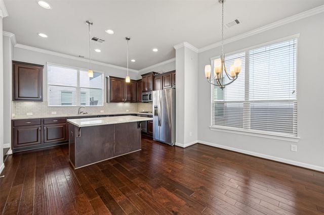 2715 Shadybrook Meadow Drive, Houston, TX 77080