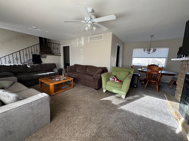 1817 HIGHRIDGE DR, Columbia, MO 65203